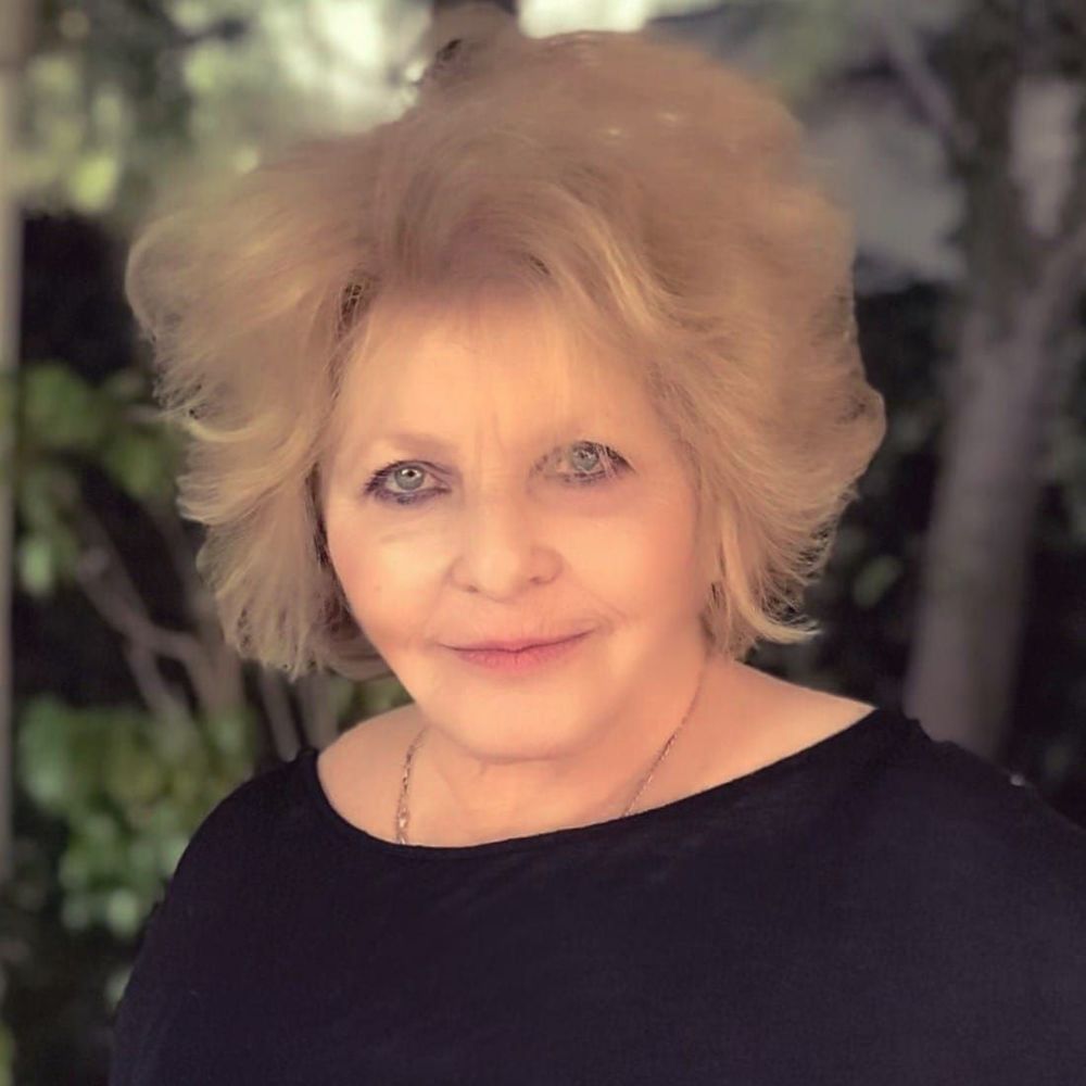 Meet your Posher, Helene